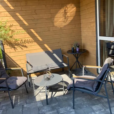 ロッジ Kalimera-sun レバル