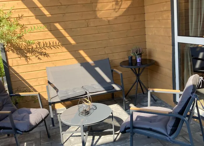 ロッジ Kalimera-sun レバル