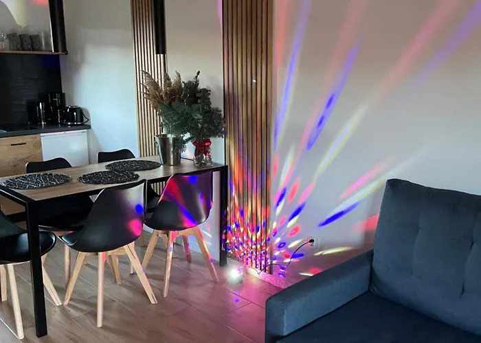 ロッジ Kalimera-sun レバル